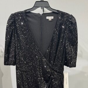 Calvin Klein Black Sequin Midi Wrap Dress Size 14
⭐️BRAND NEW⭐️